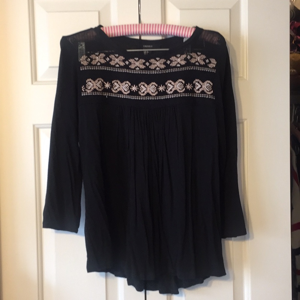 Forever 21 black 3/4 sleeve shirt